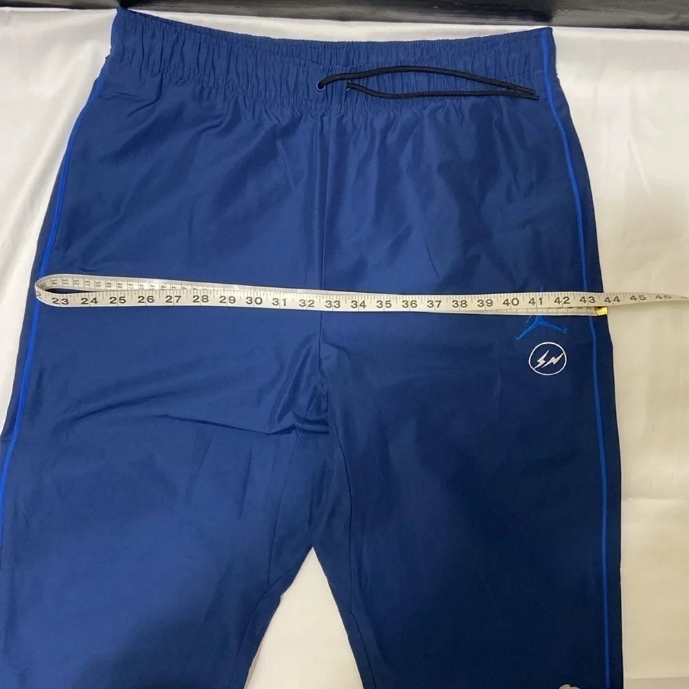 JORDAN MEN BLUE ELASTIC WAIST STANDARD FIT LONG TRACK PANT
